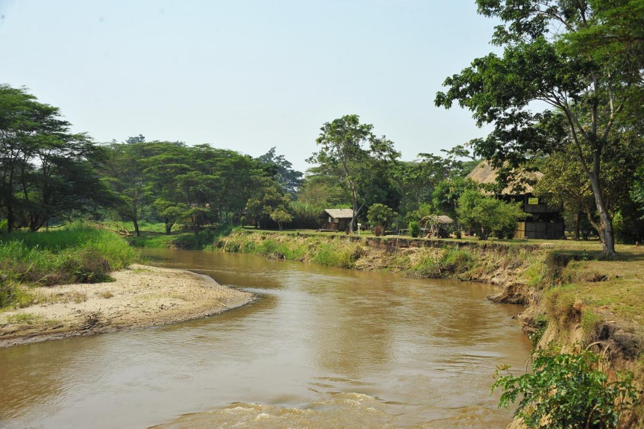 Bullbush River Camp Kihihi Buitenkant foto