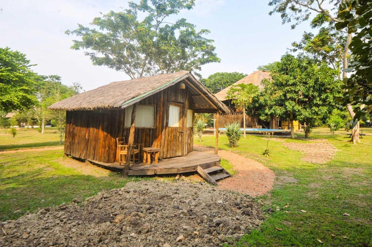 Bullbush River Camp Kihihi Buitenkant foto
